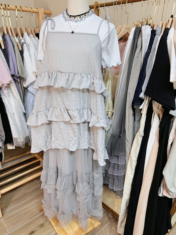 જ⁀➴♡ ✨暗紋吊帶蛋糕Layer連身裙