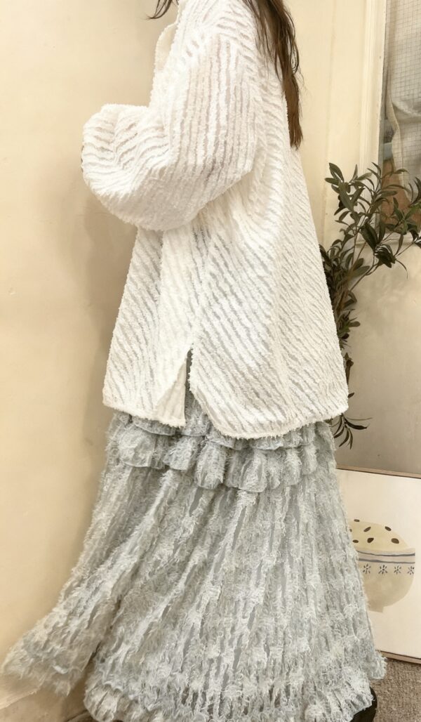 જ⁀➴♡ ✨立體羽毛微透襯衫 - Image 3