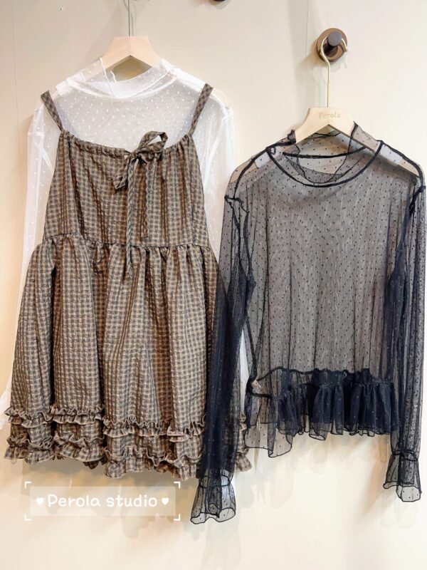 જ⁀➴♡✨點點花邊下擺TOP