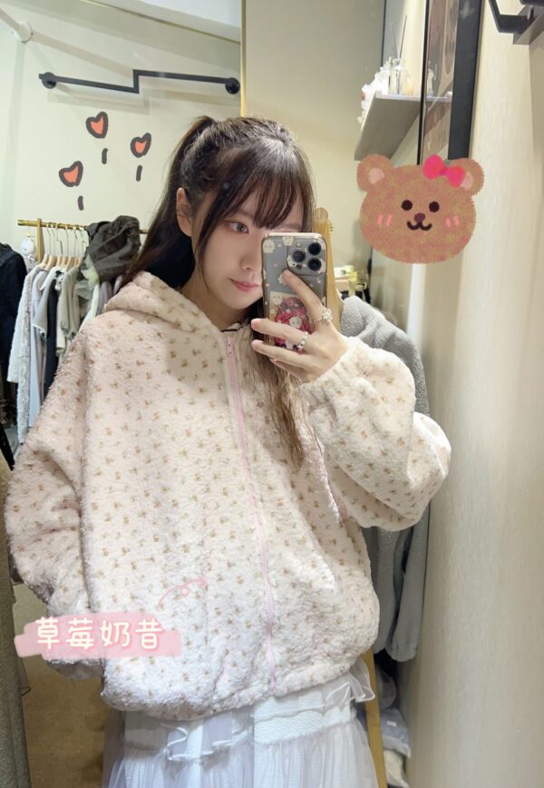 જ⁀➴♡ ✨韓國🇰🇷直送 超軟糯羊羔毛碎花外套