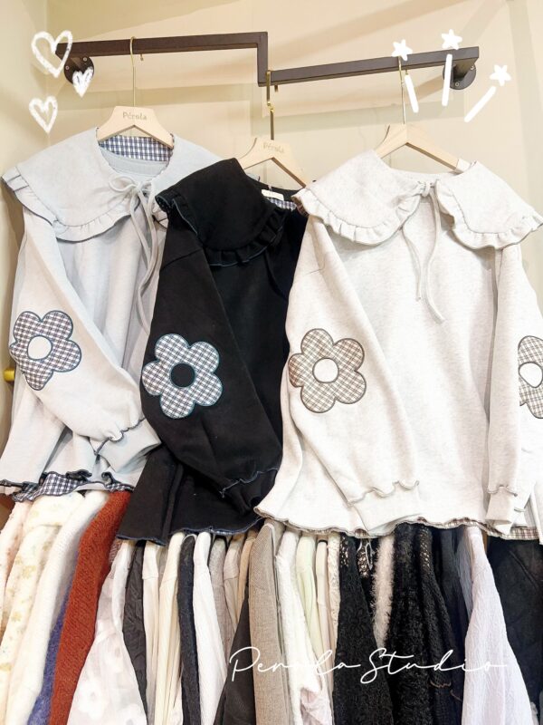 જ⁀➴♡ ✨格紋花花領片衛衣 <領可以拆>